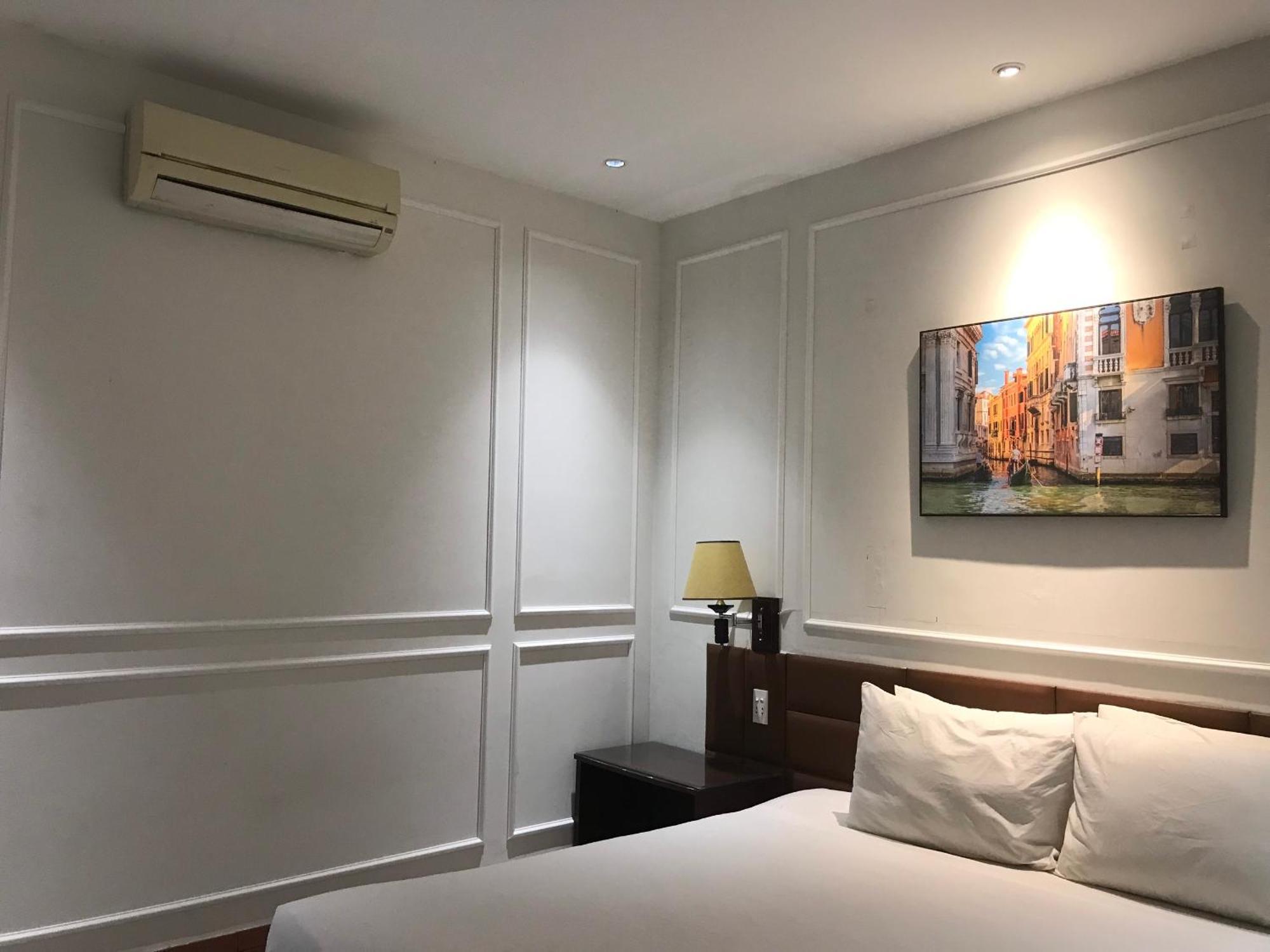Delets Hoste Hotel